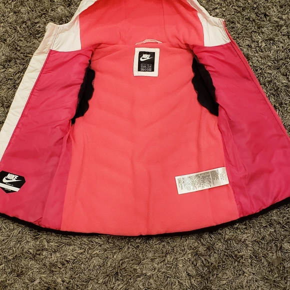 Nike girls coat - Picture 4 of 6